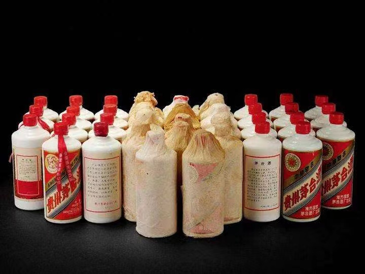 杭锦日照岚山回收酒价格哪里回收(附近上门回收茅台酒）?